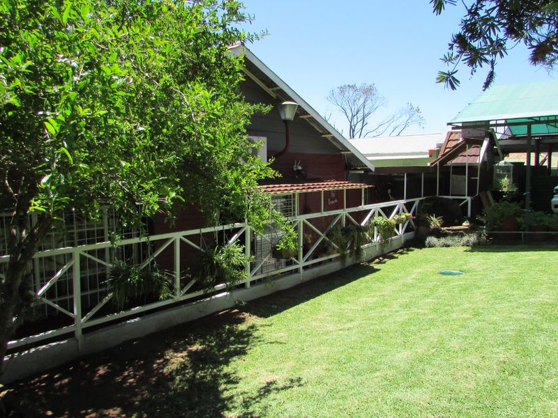 6 Bed House in White River Ext 3 for Sale - Photo 2