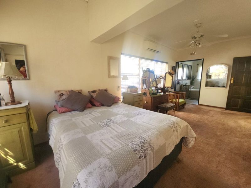 Don’t Miss Out on This Stunning Family Home in Voeltjiedorp, Brits!  - Photo 9