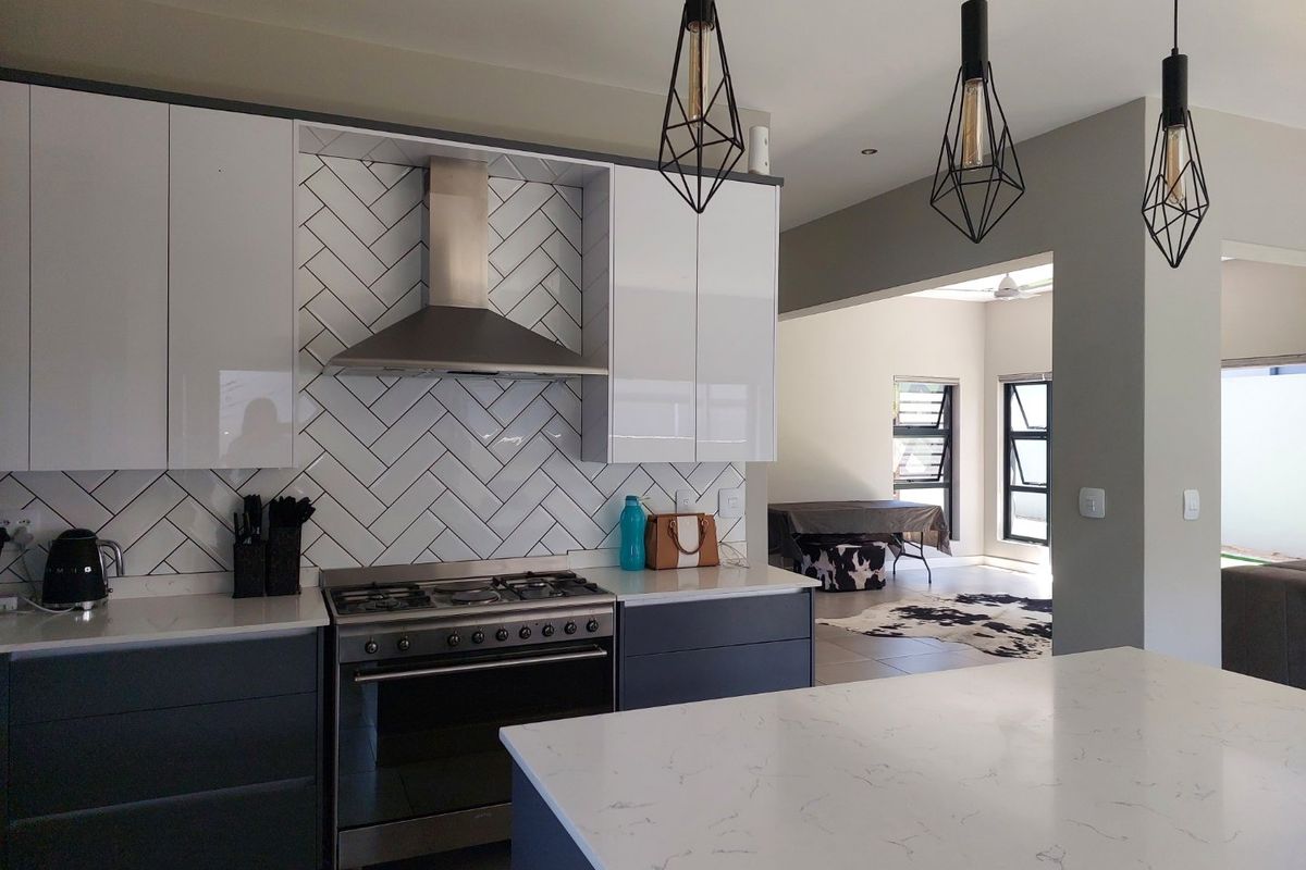 Priced to Sell! Secure Modern 3-Bedroom Family Home in Olivewood Estate - Photo 5