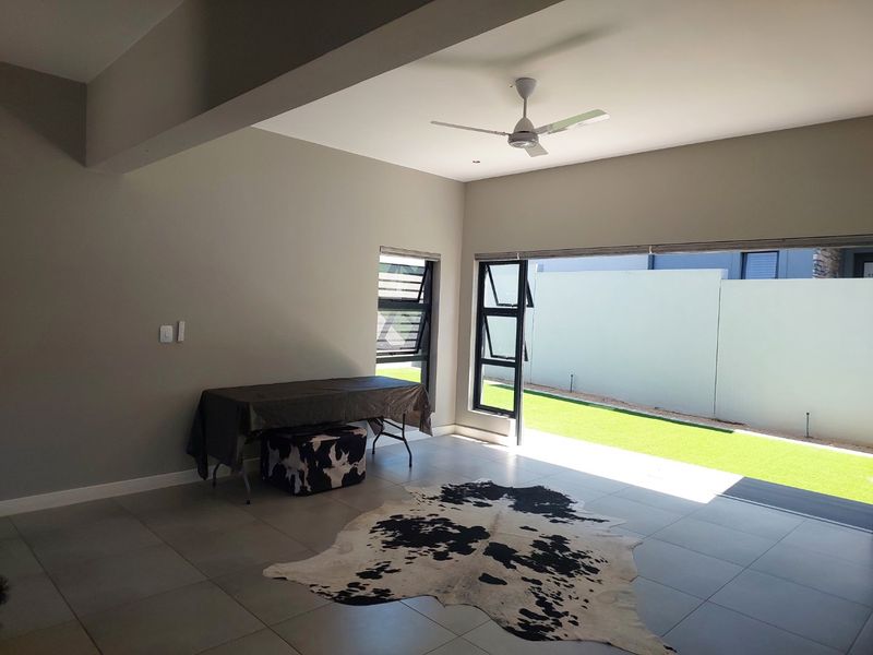 Priced to Sell! Secure Modern 3-Bedroom Family Home in Olivewood Estate - Photo 7