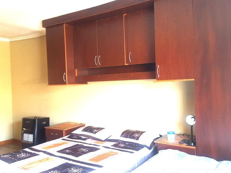 4 Bed House in Heuweloord for Sale - Photo 5