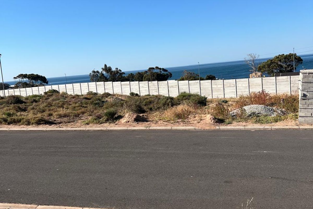 Vacant erf with ocean views in St Helena Bay - Photo 4
