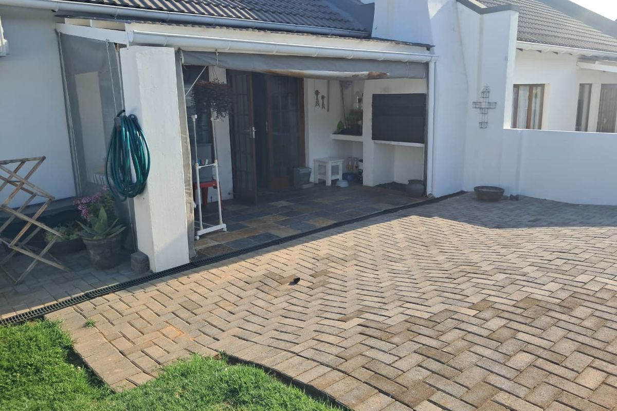 Move in Ready! - Photo 2