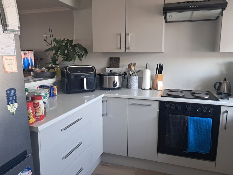 Move in Ready! - Photo 9