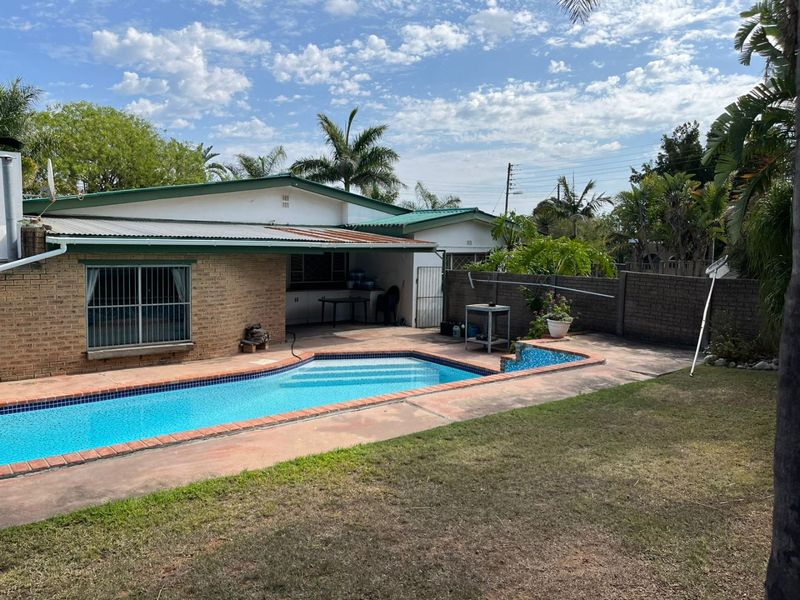 Perfect for families or those who love to entertain. - Photo 7