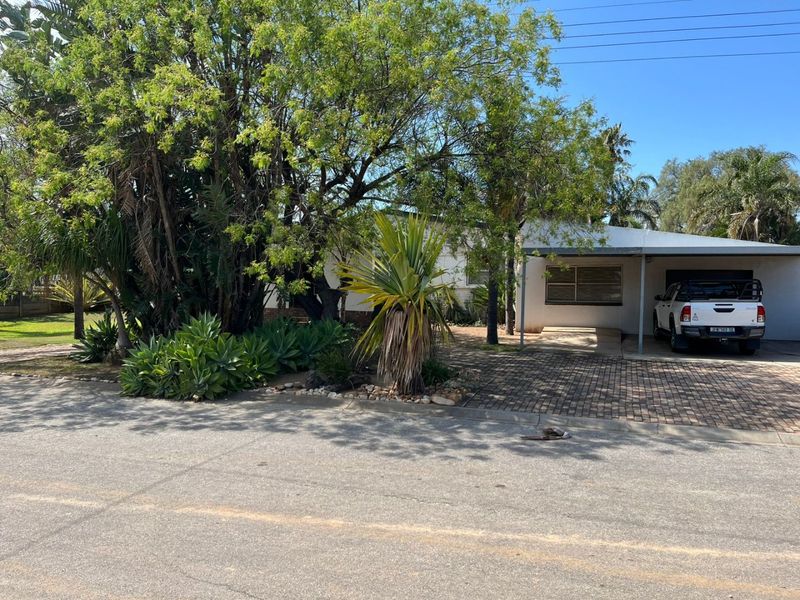 Perfect for families or those who love to entertain. - Photo 5