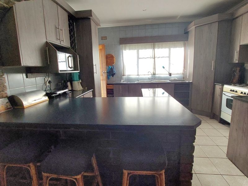 Charming Family Gem in Elandsrand, Brits  Don’t Miss Out! - Photo 9