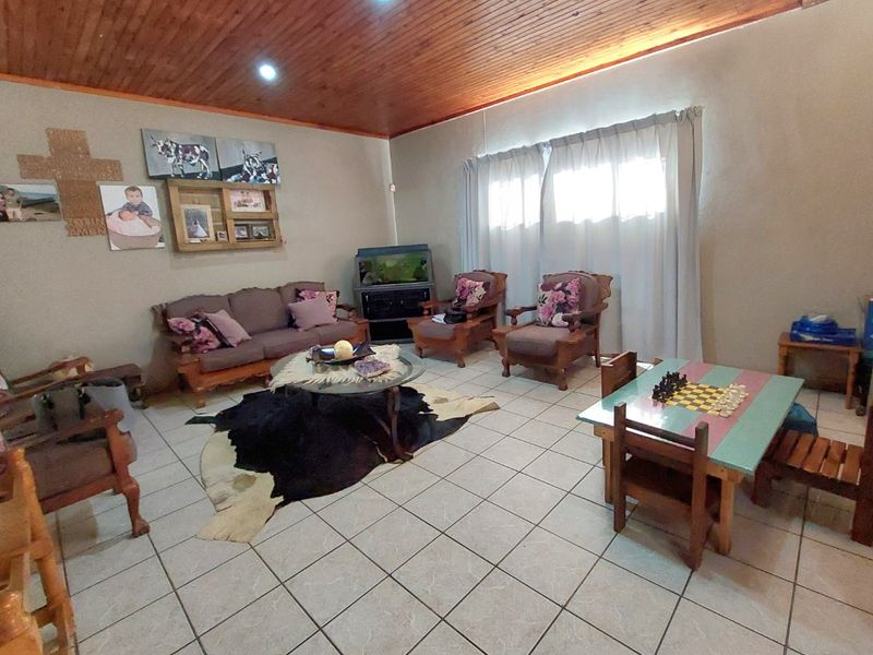 Charming Family Gem in Elandsrand, Brits  Don’t Miss Out! - Photo 8