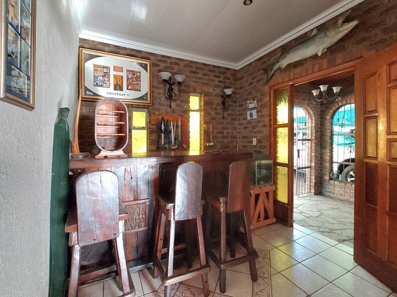 Charming Family Gem in Elandsrand, Brits  Don’t Miss Out! - Photo 3