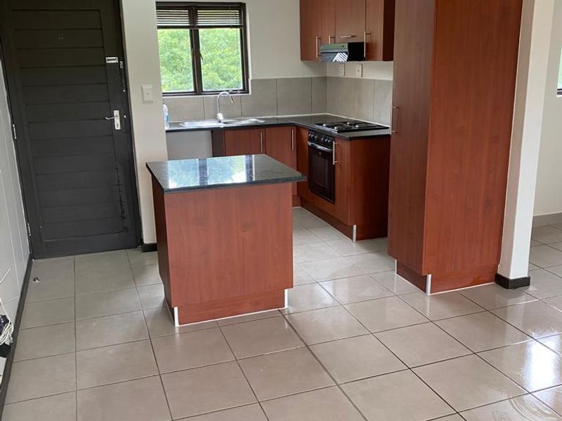 1 Bedroom, 1 Bathroom Apartment For Sale In Sherwood, Durban - Photo 3
