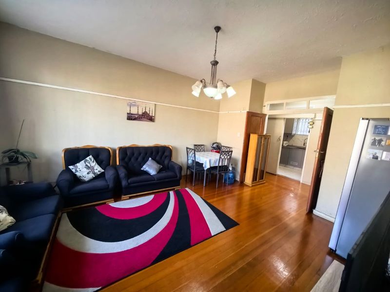2.5 Bedrooms, 1.5 Bathrooms Apartment For Sale In Bulwer, Berea, Durban - Photo 7