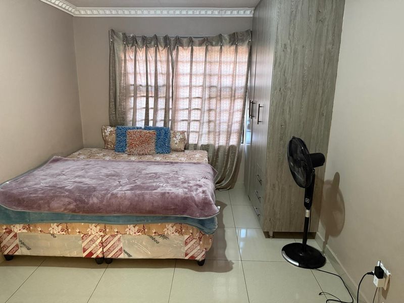 Neat as a Pin Family Home for Sale – Nirvana - Photo 7