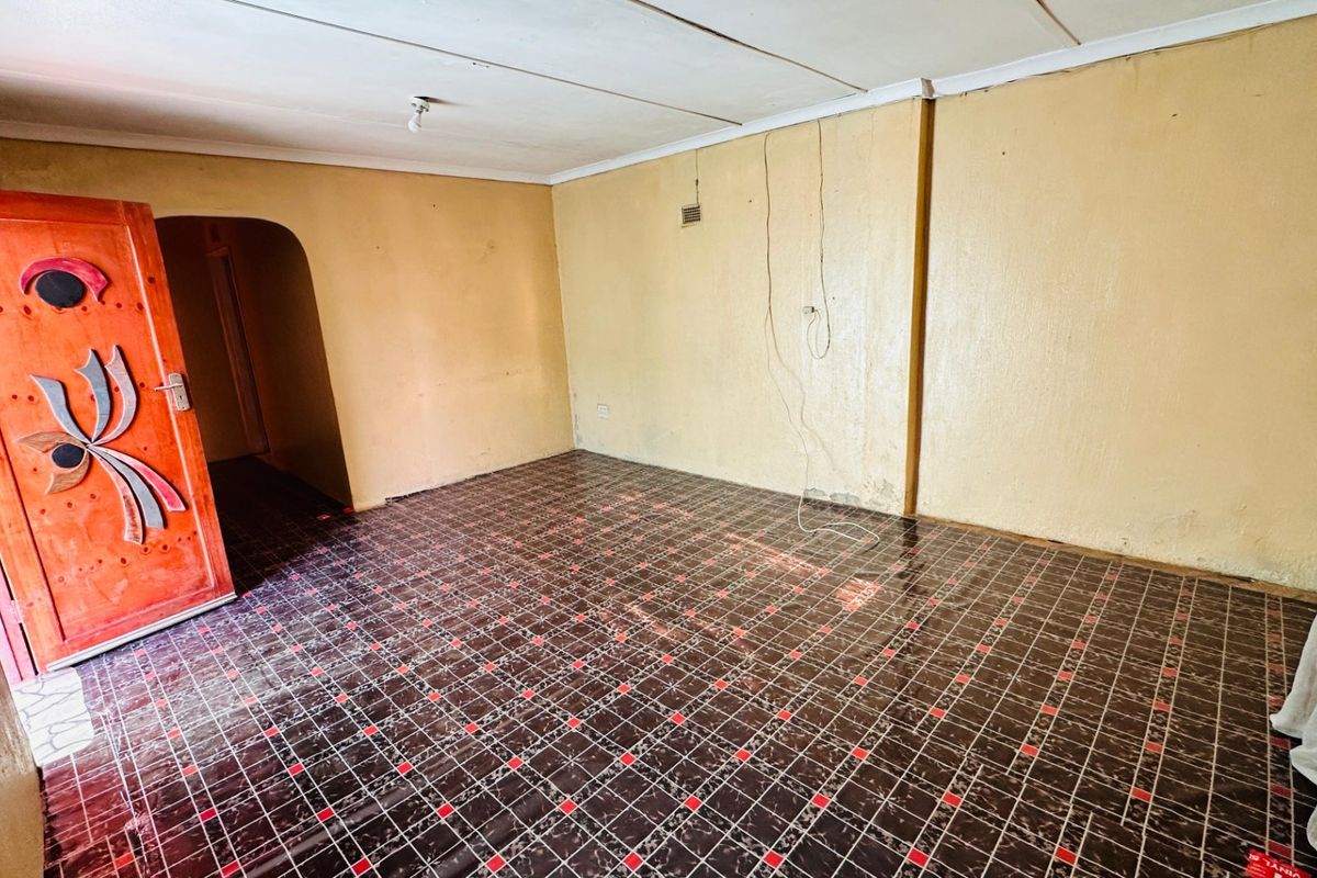 Bargain!! Home for Sale in Ashdown, Pietermaritzburg! - Photo 2