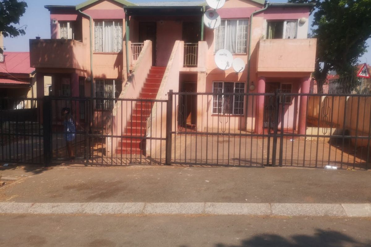 Ground Floor Gem in Jeppestown – Ideal Investment Opportunity - Photo 4