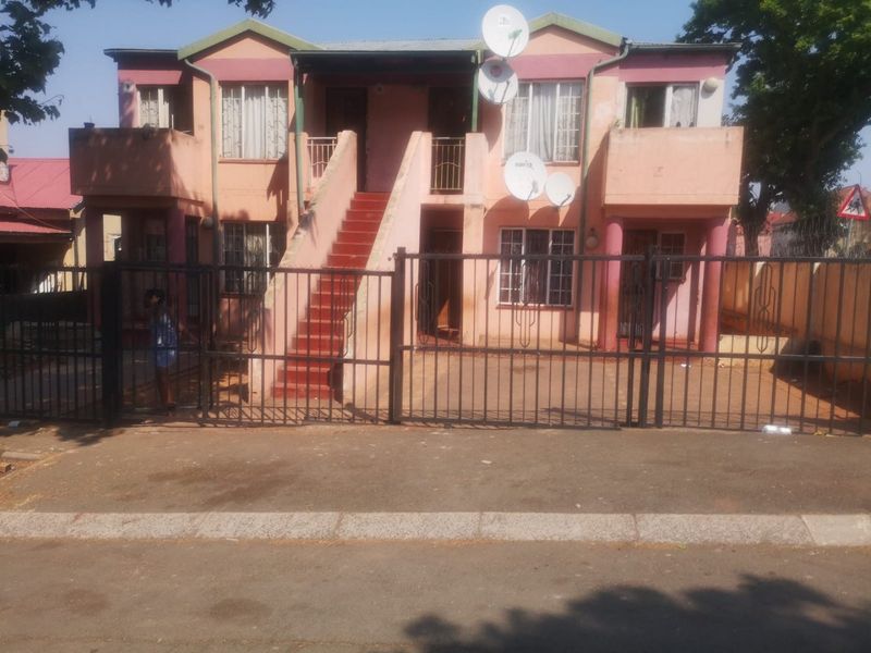 Ground Floor Gem in Jeppestown – Ideal Investment Opportunity - Photo 4