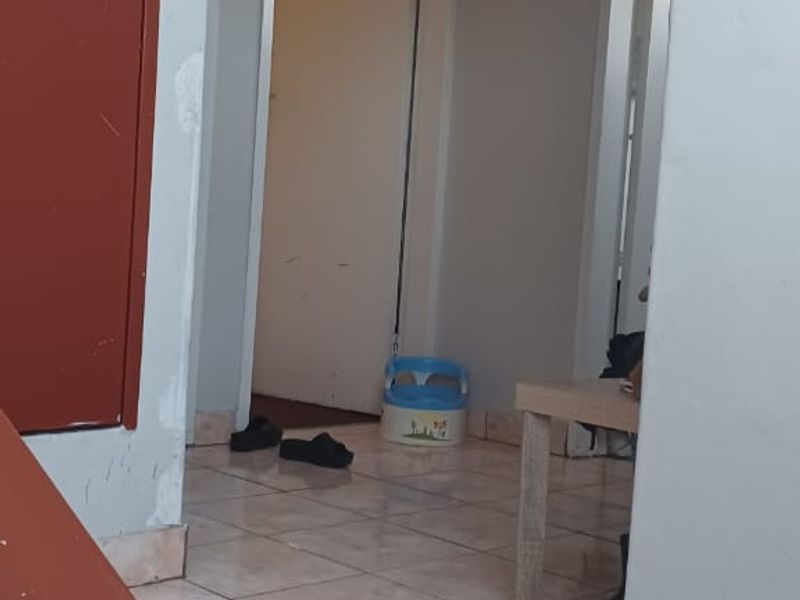 Spacious 2-Bedroom Upstairs Duplex Unit in Secure Jeppestown Complex - Photo 5