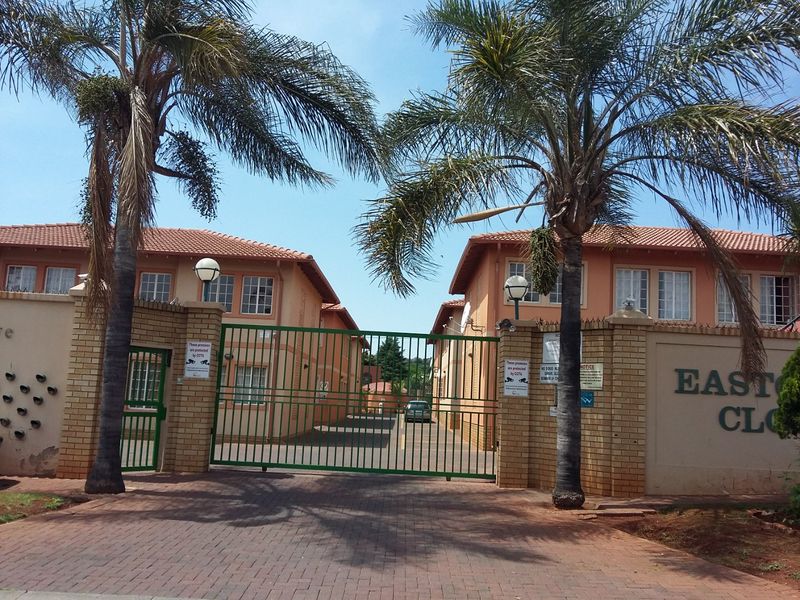 2 Bed Flat For Sale – Ground Floor Unit with Great Amenities - Photo 8