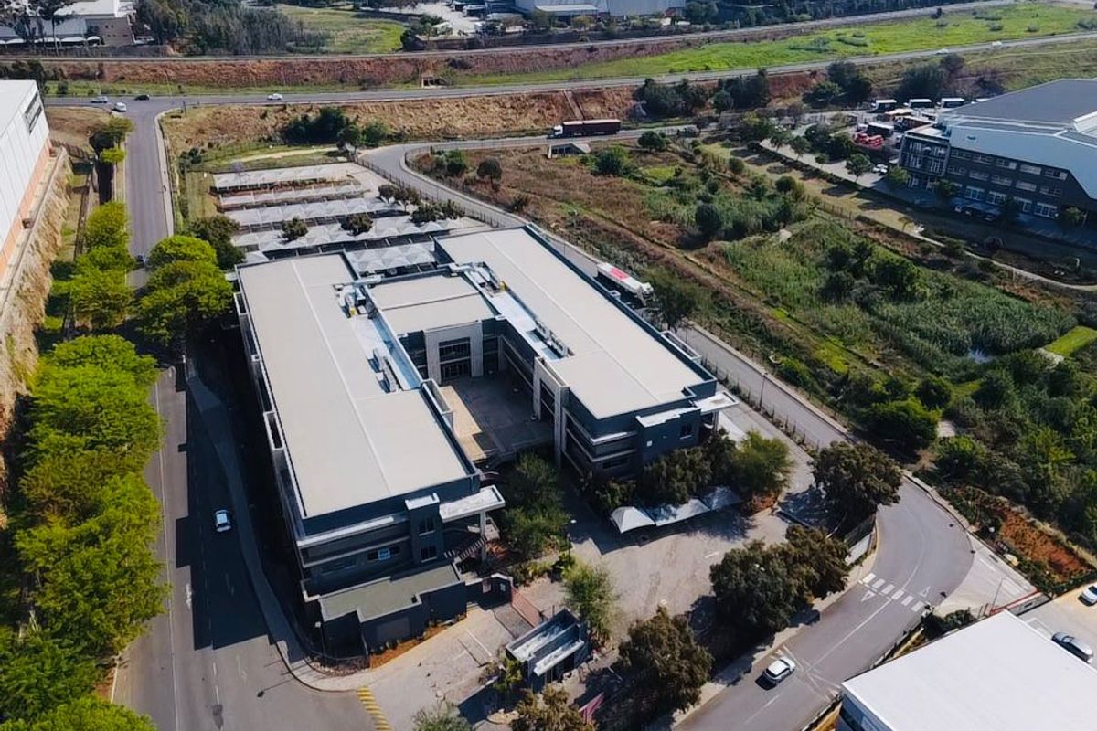 Lafarge Building – For Sale - Photo 3