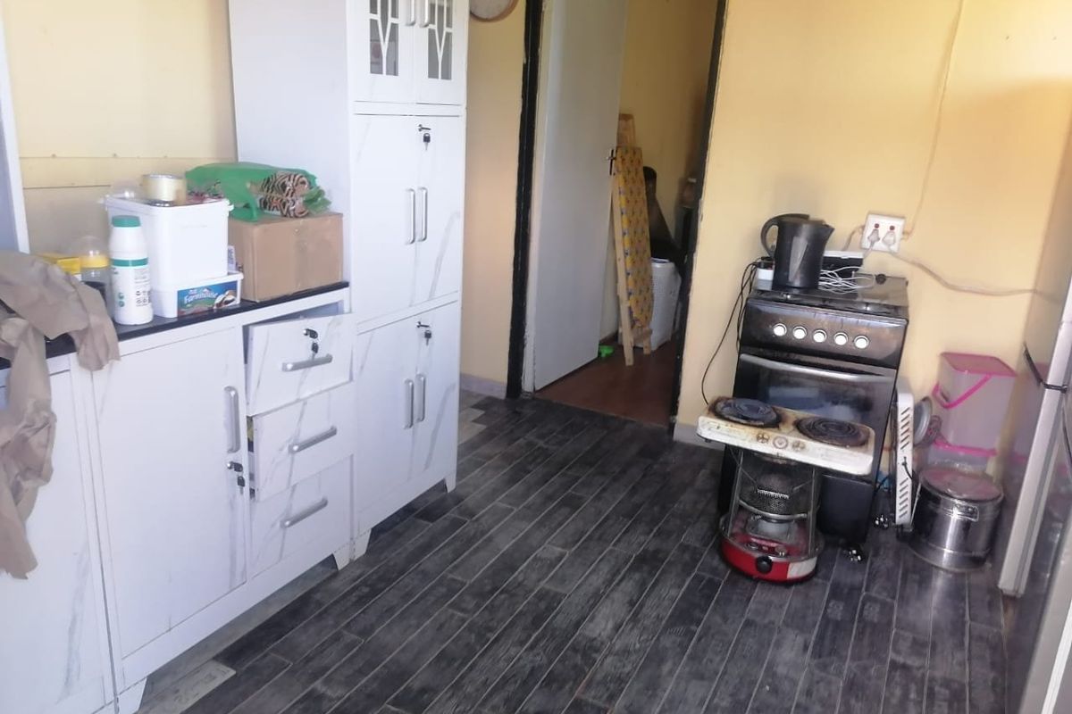 Affordable 2 Bedroom RDP house for Sale in Bergman , Bloemfontein  - Photo 3