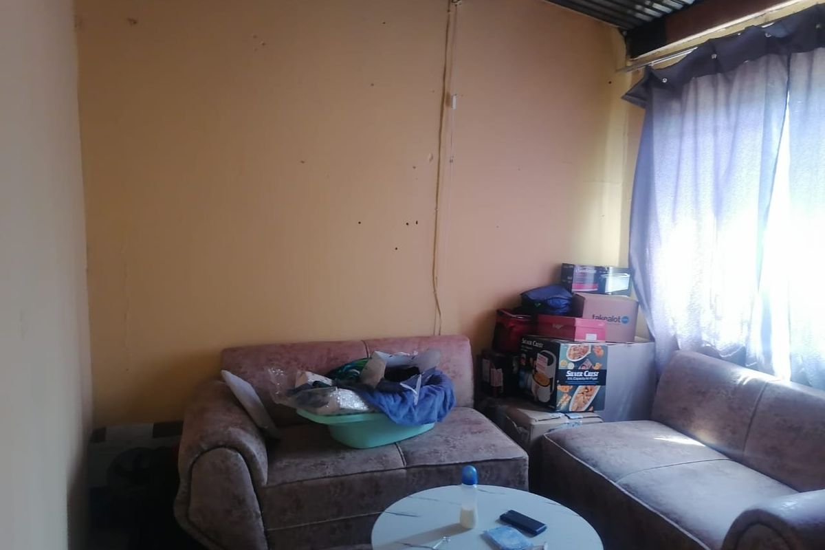 Affordable 2 Bedroom RDP house for Sale in Bergman , Bloemfontein  - Photo 5
