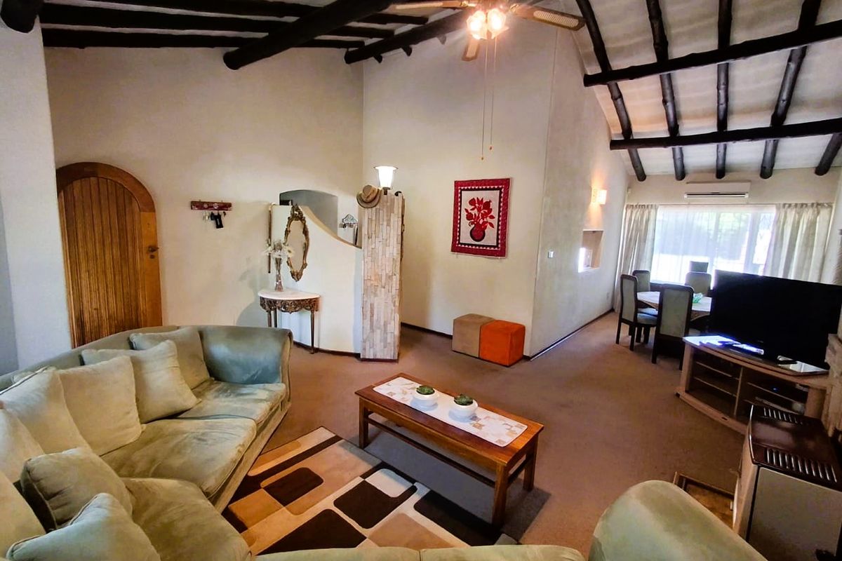 "Stunning 3-bedroom family home, priced to sell, located in the highly sought-after Vaalpark - Photo 4