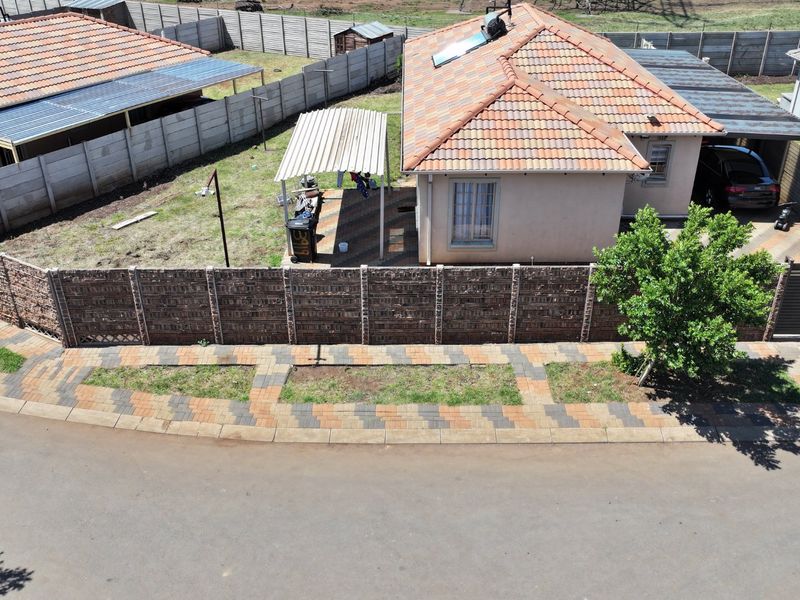 Spacious 4Bedroom House for Sale in Sky City - Photo 3