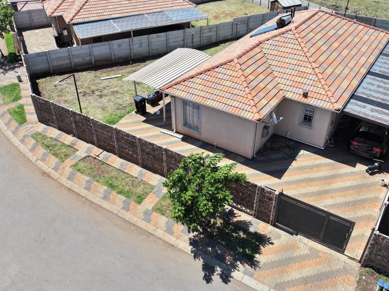 Spacious 4Bedroom House for Sale in Sky City - Photo 2