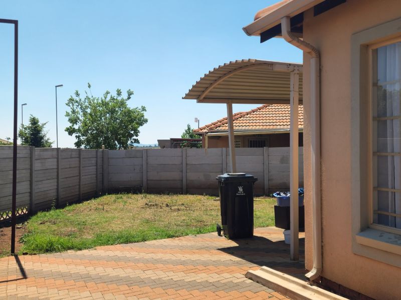 Spacious 4Bedroom House for Sale in Sky City - Photo 9