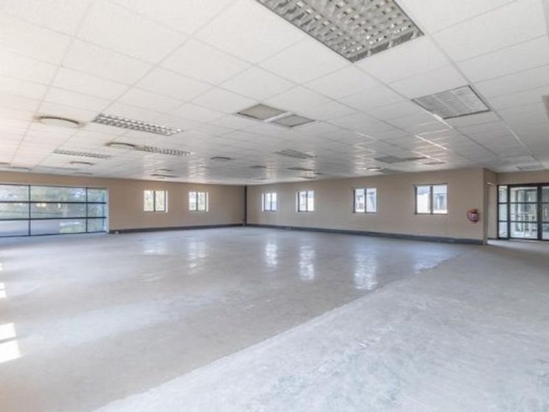 Office Space in Clearwater Office Park, Strubens Valley, Roodepoort - Photo 10