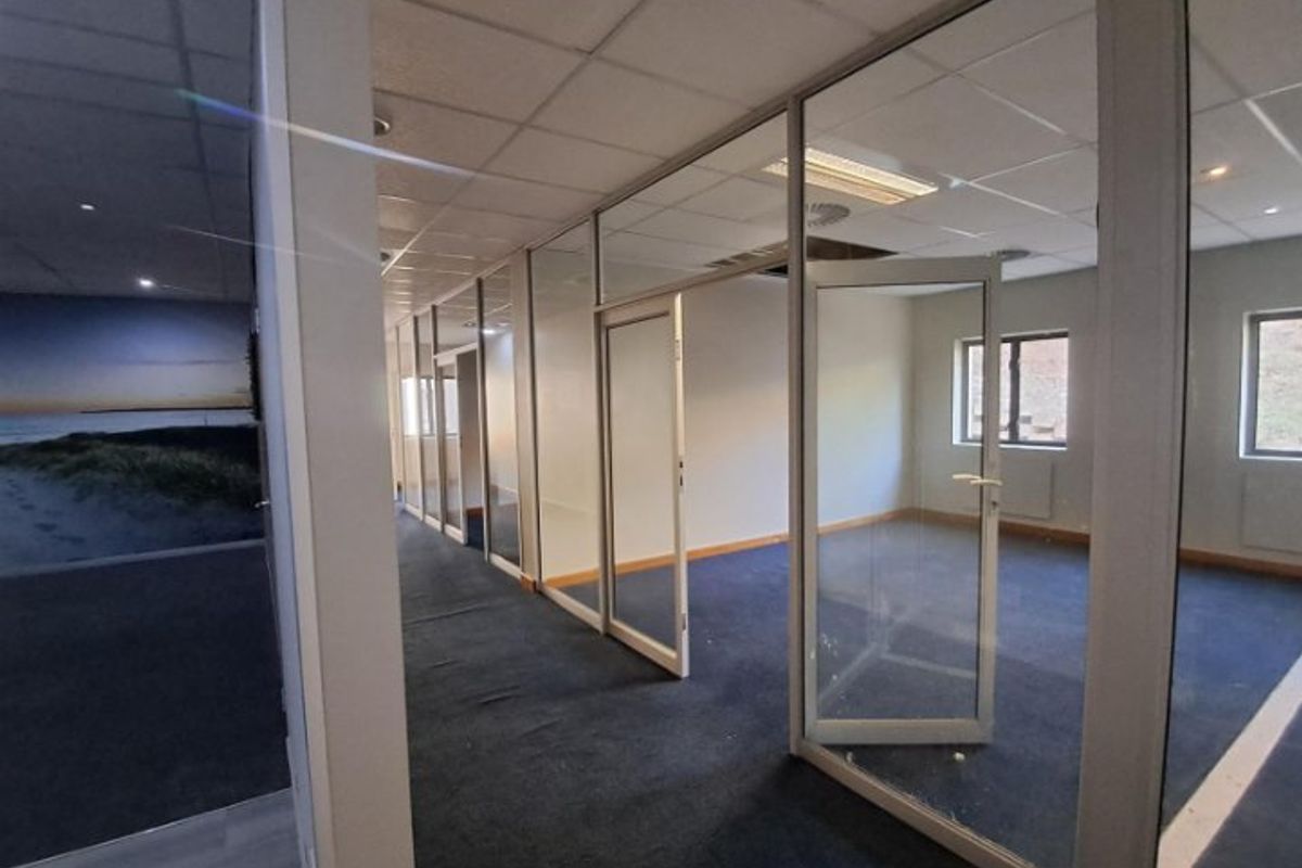 Ground Floor Office Space to rent in Clearwater Office Park, Strubens Valley, Roodepoort - Photo 5