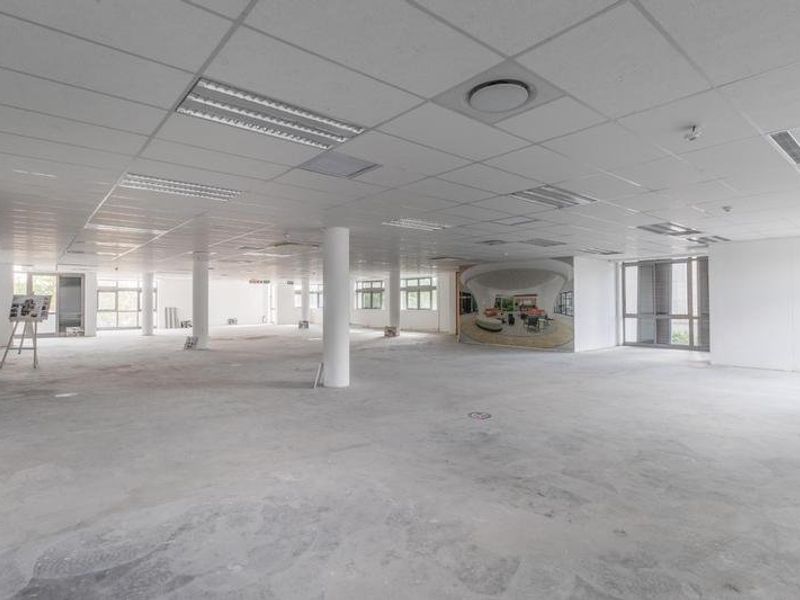 Prime Office Space to rent in  Maxwell Office Park, Waterfall City - Photo 4