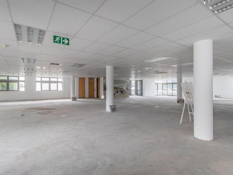 Prime Office Space to rent in  Maxwell Office Park, Waterfall City - Photo 9