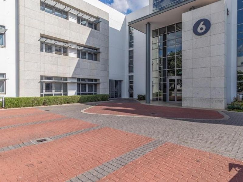 Prime Office Space to rent in  Maxwell Office Park, Waterfall City - Photo 2