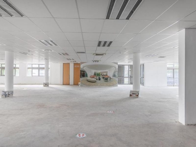 Prime Office Space to rent in  Maxwell Office Park, Waterfall City - Photo 10