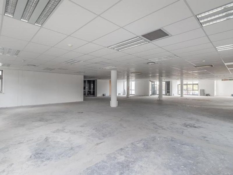 Prime Office Space to rent in  Maxwell Office Park, Waterfall City - Photo 6