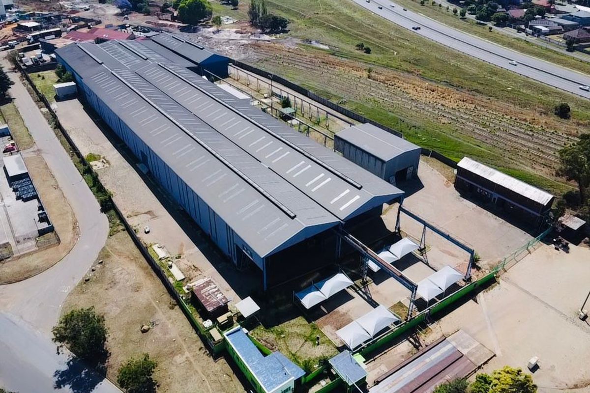 For Sale: Grade-Details Industrial Warehouse – Wadeville, Germiston - Photo 2