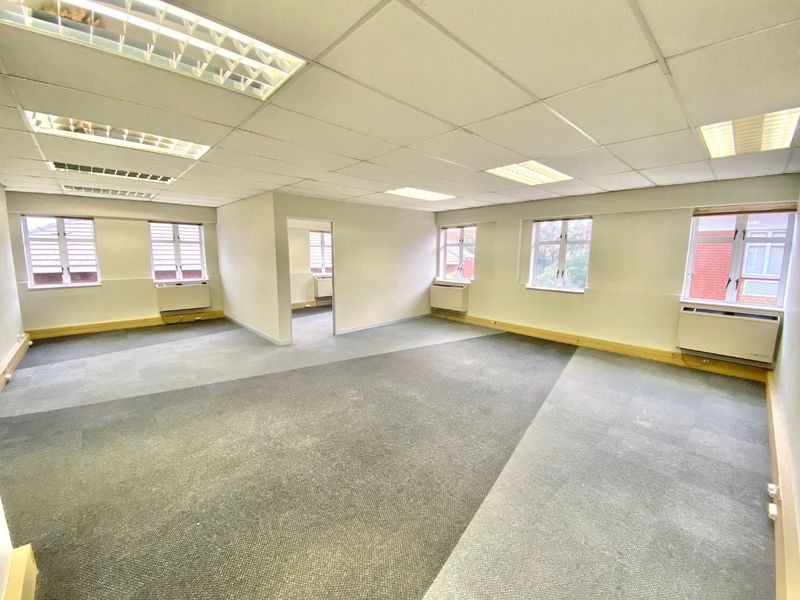 Premium Office Space to rent in Waterford Office Park, Sandton  - Photo 5