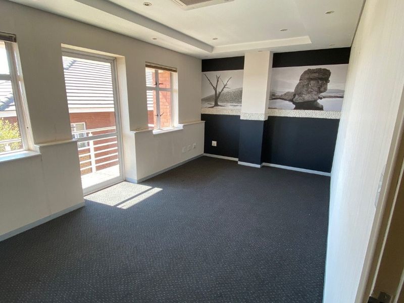 Premium Office Space to rent in Waterford Office Park, Sandton  - Photo 9