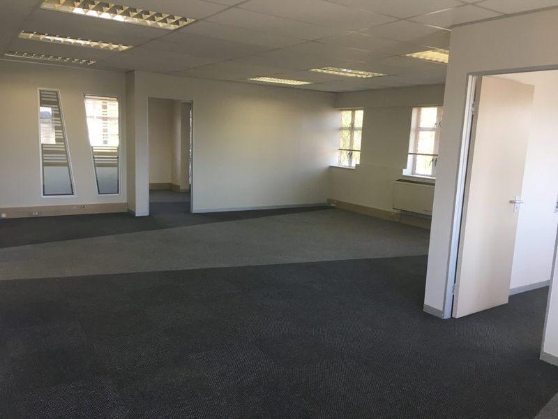 Premium Office Space to rent in Waterford Office Park, Sandton  - Photo 6