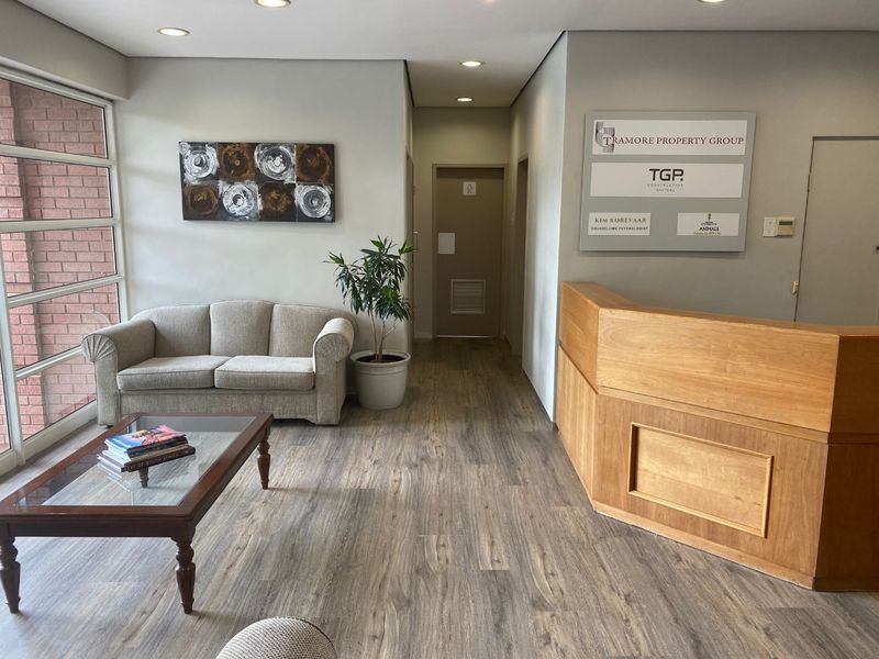 Standalone Office Building to rent in Waterford Office Park, Fourways - Photo 5