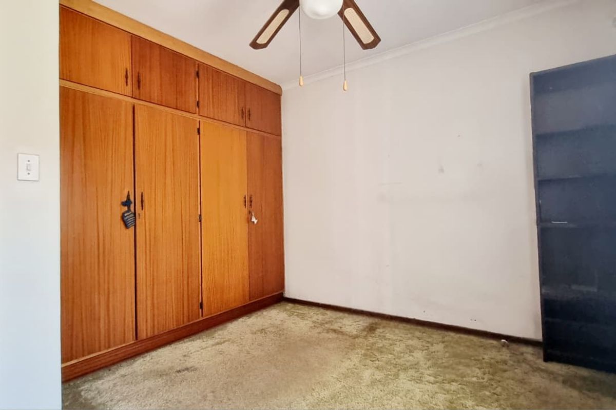 Security Living Awaits: Stunning 2-Bedroom Brick Townhouse in Three Rivers. - Photo 5