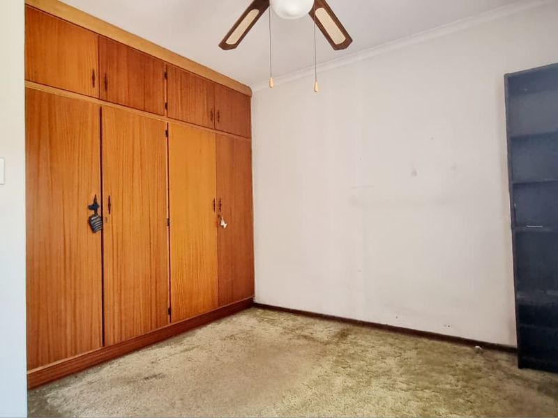 Security Living Awaits: Stunning 2-Bedroom Brick Townhouse in Three Rivers. - Photo 5