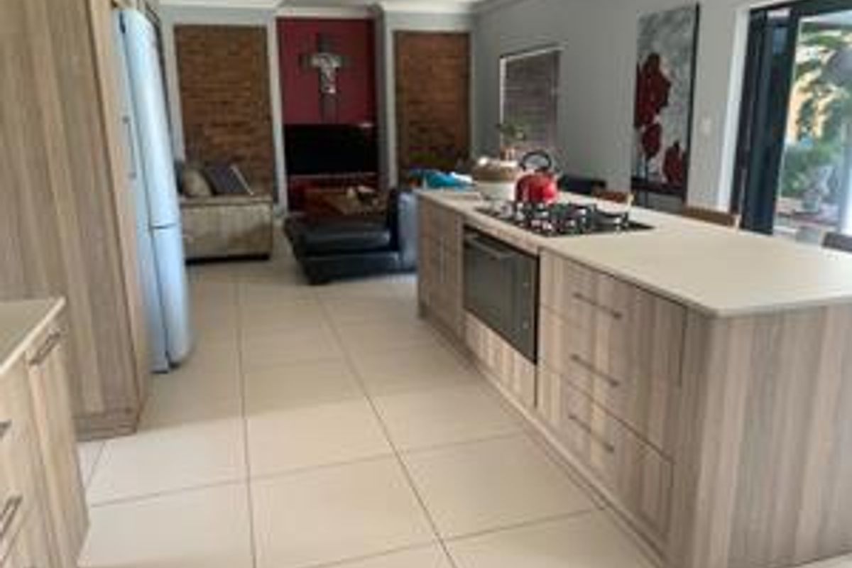 MODERN FAMILY HOME! - Photo 3