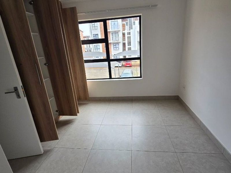 3bed2bath apartment for sale - Photo 6