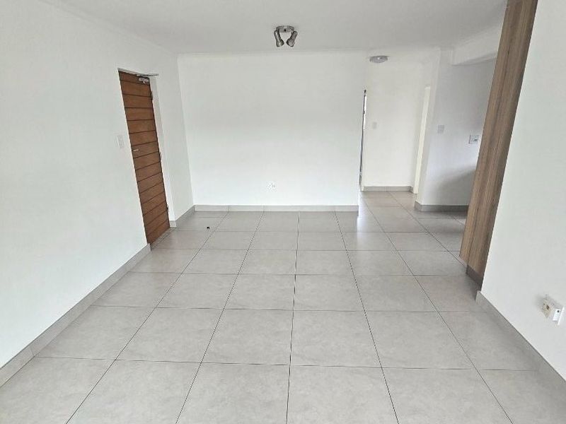 3bed2bath apartment for sale - Photo 5