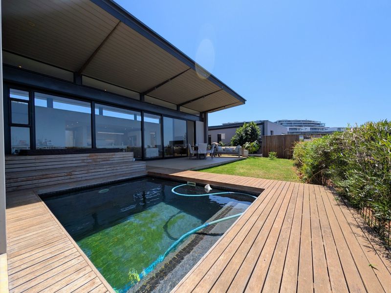 Gold Coast Estate -Seamless Coastal Living – Stepless 5-Bedroom Home with Panoramic Sea Views and Exceptional Flow - Photo 2