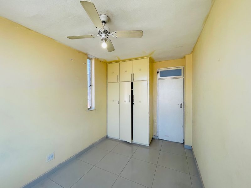 2 bedroom flat to rent in Morningside - Photo 9