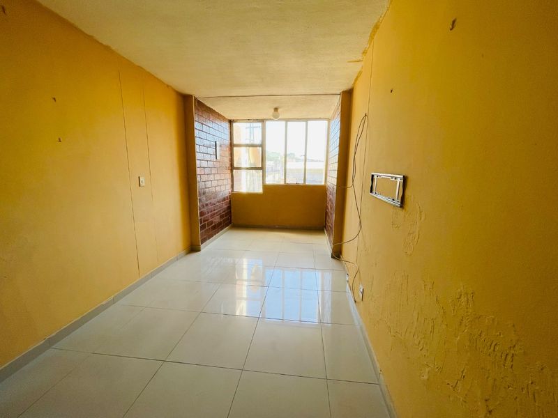 2 bedroom flat to rent in Morningside - Photo 7