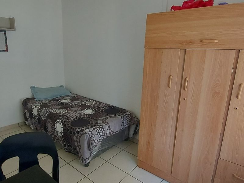 NFSAS Accredited Student Accommodation for 23 Students, Brandwag, Bloemfontein - Photo 9