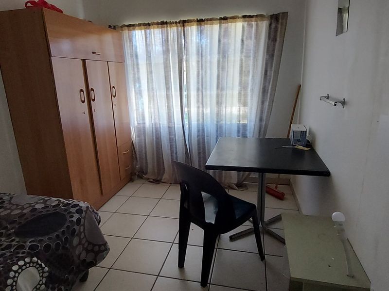 NFSAS Accredited Student Accommodation for 23 Students, Brandwag, Bloemfontein - Photo 8